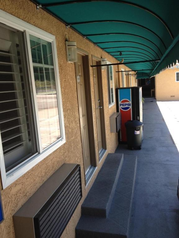 La Siesta Inn South Gate Exterior photo